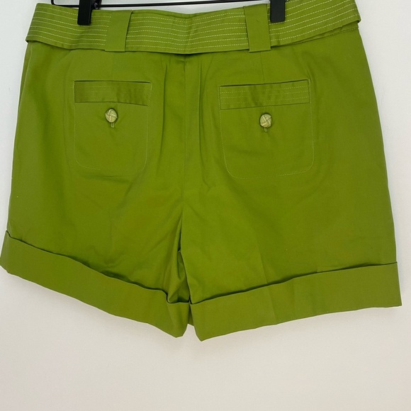 Chelsea & Theodore Belted Shorts, Size 6, NWT - Picture 2 of 10